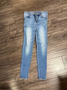 American Eagle Outfitters Light Blue Skinny Jeans